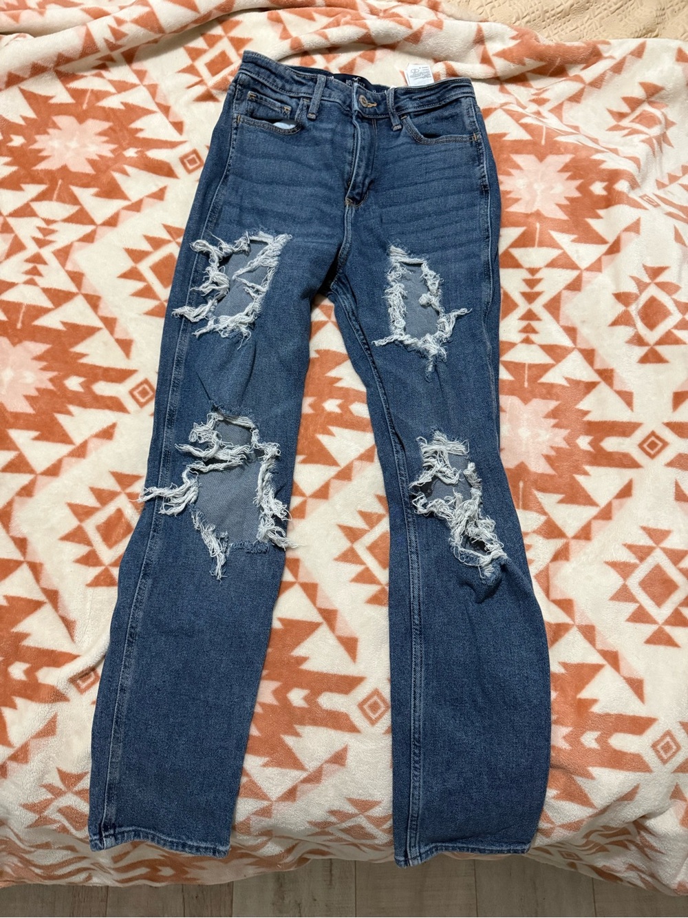 Hollister Ripped Boyfriend Jeans - Dark Blue